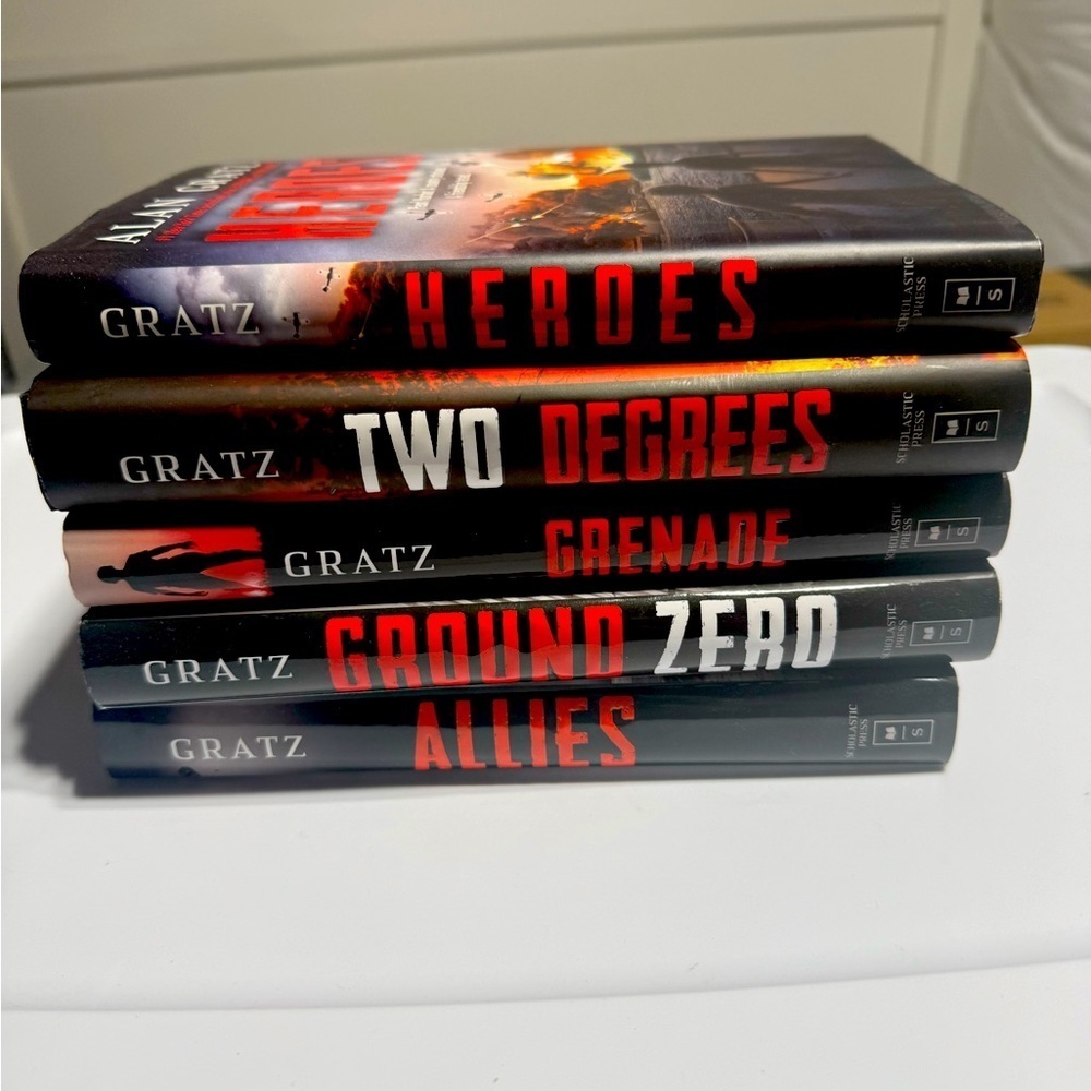 Bundle 5 Alan Gratz Books. Heros. Two Degrees, Grenade, Ground Zero, & Allies.
